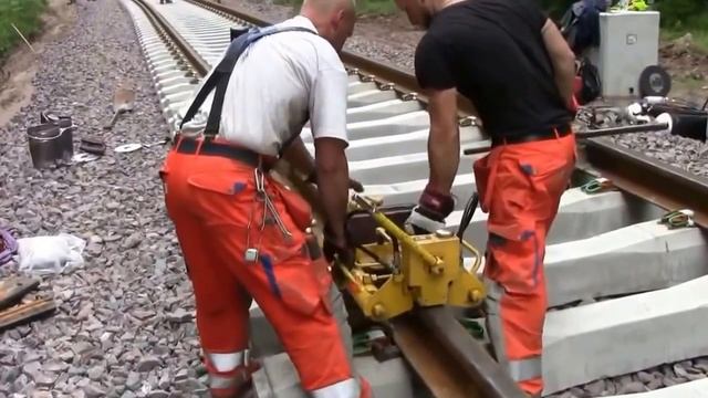 ГЕНИАЛЬНАЯ ТЕХНОЛОГИЯ - ТЕРМИТНАЯ СВАРКА смотреть онлайн