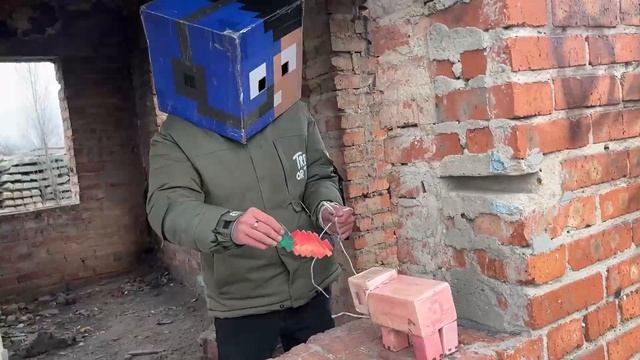 Minecraft in Real Life POV DIAMOND CHAINSAW in Realistic Minecraft Real POV 創世神第一人稱真人版 смотреть онлайн