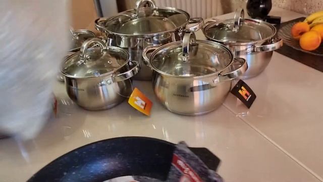 Новый набор кастрюль/ Распаковка/ Гости на пороге смотреть онлайн