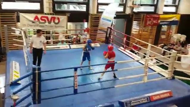 Чеченская ДЮСШ по боксу в Австрии. Худаев А. выиграл турнир АВС Австрии.2р. смотреть онлайн