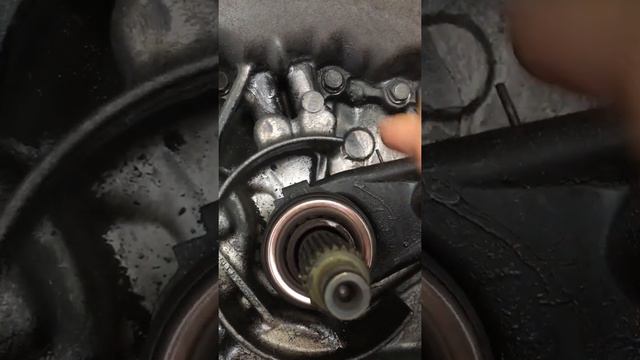 Cojinete de embrague Mazda CX7 diesel tras 200.000km смотреть онлайн