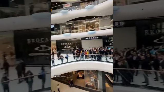 Открытие ТЦ "Никольский" в Харькове смотреть онлайн