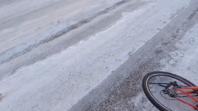 03.01.2022 На велосипедах зимой на дачу!! смотреть онлайн