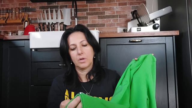Vlog 501...SECOND HAND ITALY 🇮🇹. Готовимся к холодам, много шерсти... смотреть онлайн