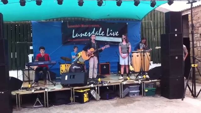 21 Guns (live at Docker Park Farm) — Forty Two смотреть онлайн