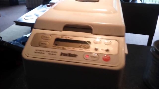Hitachi Bread Maker HB-B301 Operation смотреть онлайн