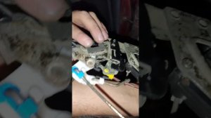 ВНУТРЕННЯЯ РУЧКА  НЕ ОТКРЫВАЕТ ДВЕРЬ Hyundai Accent ТагАз