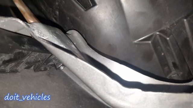 Volkswagen Up! 2013 Headlight Assembly Removal / Replacement смотреть онлайн