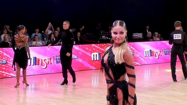 Пасодобль / Молодежь 2 La (Open) 1/2 - Чемпионат Минска (20.05.2023) спортивные бальные танцы смотреть онлайн