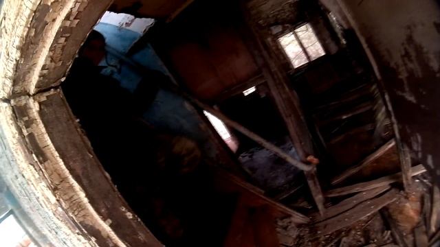 Нелегалом по ЧЗО. Часть 6. Речной вокзал Припять и Дебаркадер смотреть онлайн