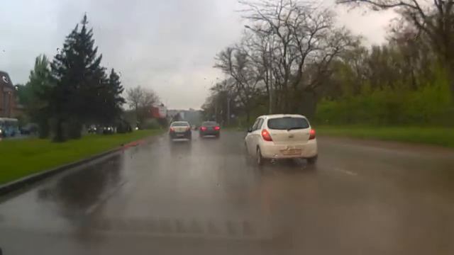 Ростов-на-Дону, 04.05.15, виды города, дороги страны, весна смотреть онлайн