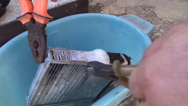 What happens if you pour drain cleaners in the radiator? Heater core flushing смотреть онлайн
