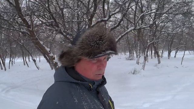 Шапка с козырьком - лучший вариант! смотреть онлайн
