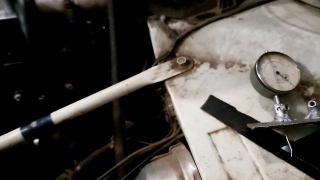 Регулировка клапанов ВАЗ 2101- 07 самодельным приспособлением. смотреть онлайн