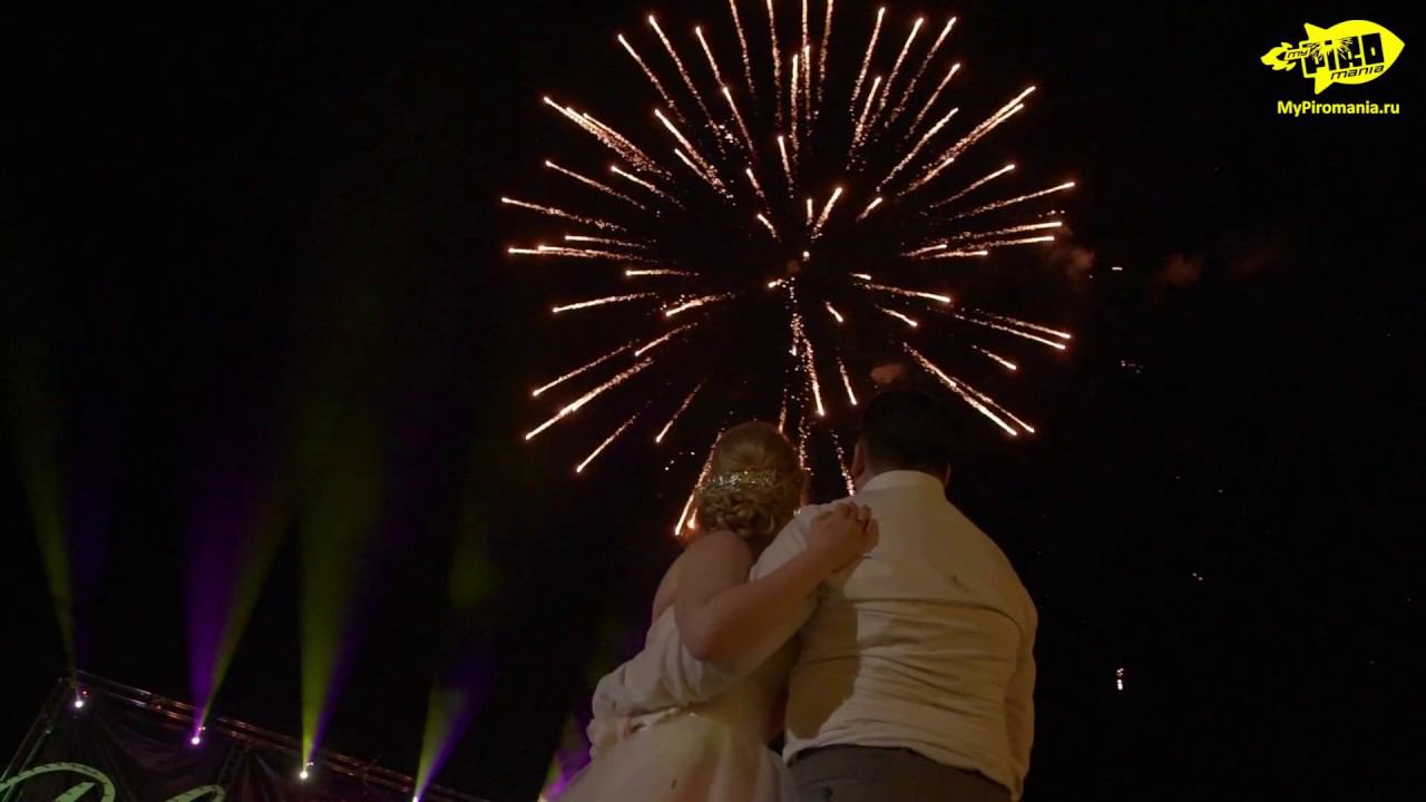 Фамилия, световые приборы и необычный фейерверк с сердцами. смотреть онлайн