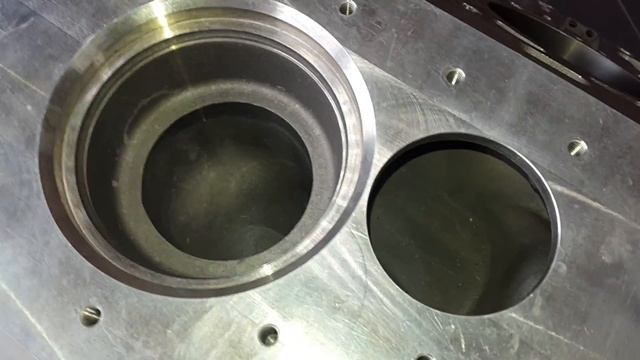 Bugatti Veyron Engine block (ZKG) W16 смотреть онлайн