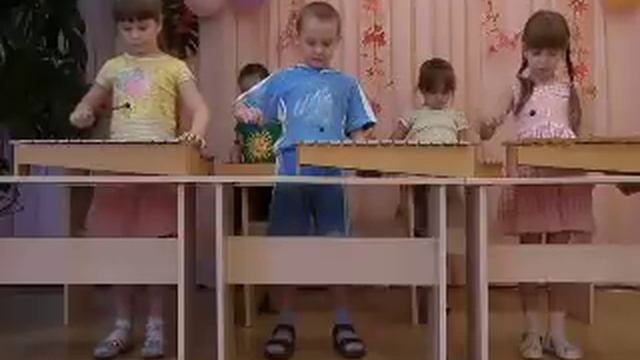 детский оркестр Осенние листья смотреть онлайн