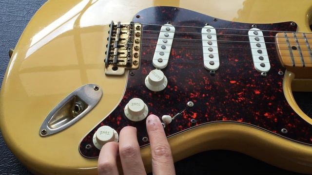 Review FENDER DELUXE PLAYERS STRAT (Mexico) смотреть онлайн