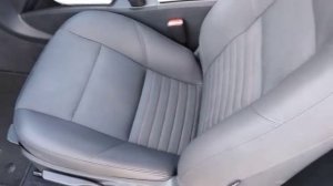 Volvo C30. Seat doesn't roll back