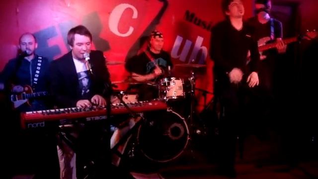 Ундервуд - E=mc2 смотреть онлайн