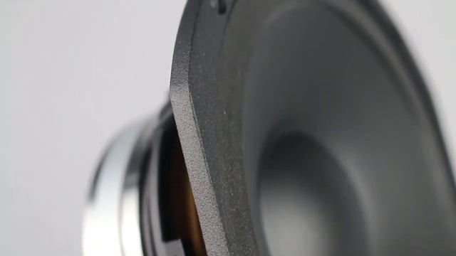 NERO-6MRN150, High Efficiency Midrange, SB Audience Product Video смотреть онлайн