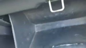 Замена салонного фильтра Сузуки Лиана