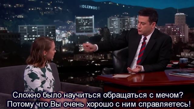Мэйси Уильямс/Арья Старк о том, как смотрела ИП с бабушкой, и стала левшой. смотреть онлайн