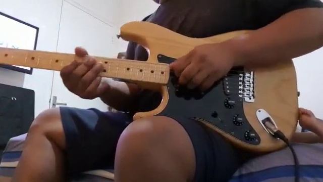 Cek sound fender stratocaster 1979 Made In USA смотреть онлайн