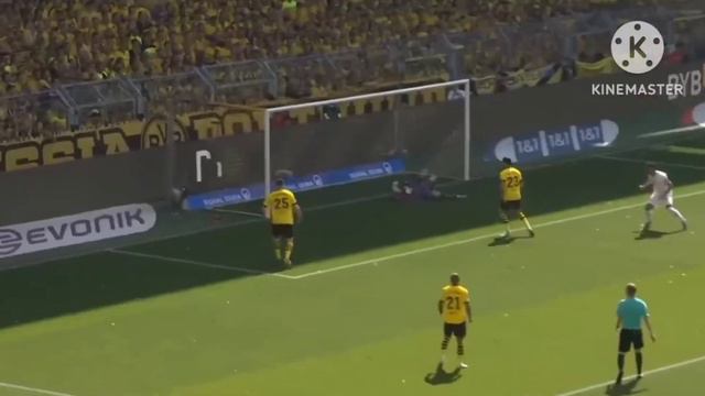 Bundesliga New Intro 2023-24 смотреть онлайн
