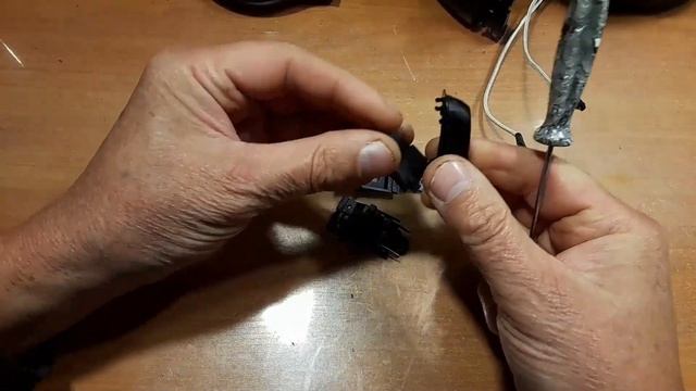 Электрочайник Scarlett SC 224, замена сетевой кнопки