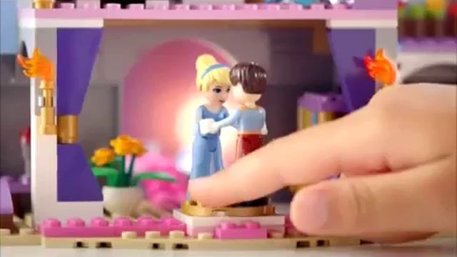 Lego Disney Princess Замок Золушки 41055 смотреть онлайн