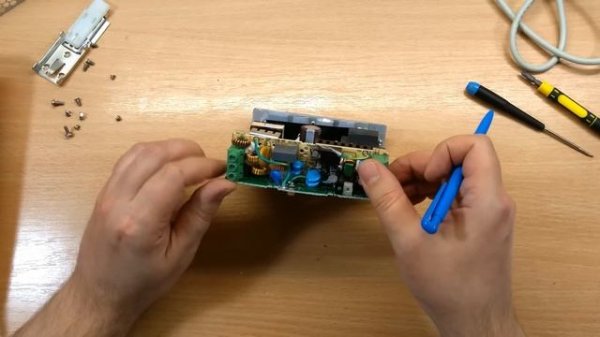 Блок питания MeanWell SDR-120-24