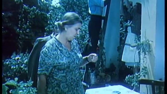 Zonja Nga Qyteti (Film Shqiptar/Albanian Movie)