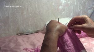 Как связать детскую шапочку (шапку) для девочки спицами