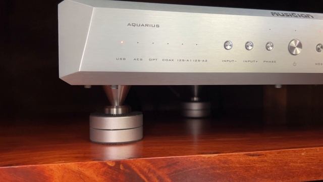 Isolation Products and Pure Silver RCA Cable Experience смотреть онлайн