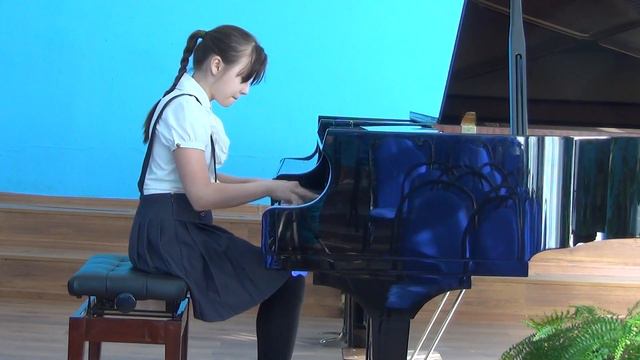 Коломиец Катя Д. Кабалевский Токкатина смотреть онлайн