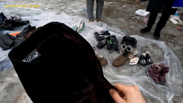 Барахолка в Санкт-Петербурге. Халява в конце дня - успей урвать ... смотреть онлайн