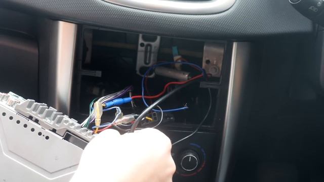 Tesla Style Android Tablet Vertical Stereo Car Radio ! Podofo - Peugeot 207CC Stereo Install