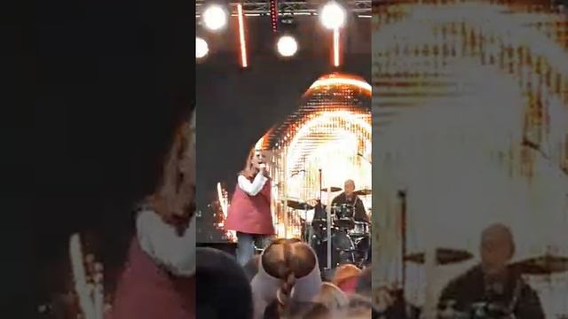 А Студио - "Прощай", в Екатеринбурге на открытии VEER MOLL смотреть онлайн