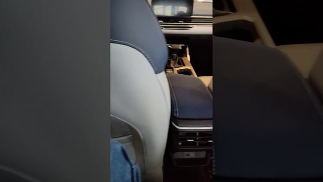 Задний диван Джили Емгранд смотреть онлайн