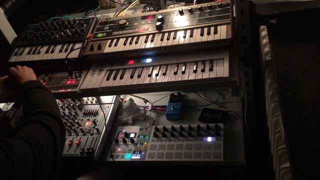 Synth Jam #7 (Arturia KeyStep, Microbrute, BeatStep Pro; Korg Microkorg, Volca Sample) смотреть онлайн