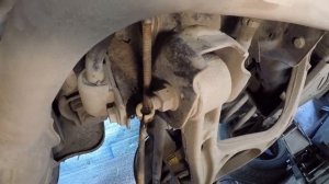 Замена трос  и колодки ручника.Мерседес ML 350. 164.