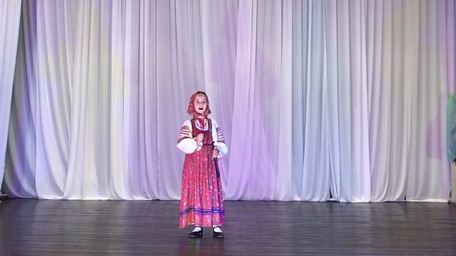 Рыжкина К ( Елец) - "Ой, ты Россия" (песня Курской области) смотреть онлайн