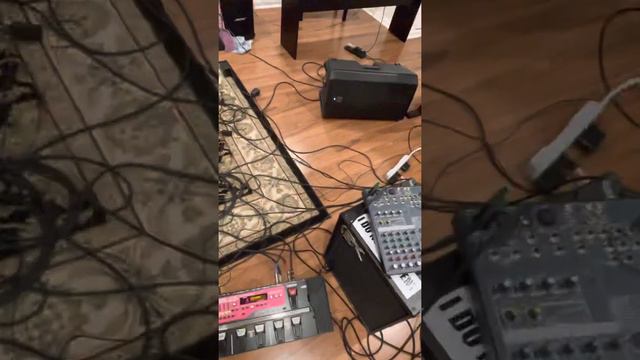 Queen Fat Bottomed Girls Harmony Breakdown by Dave Sims смотреть онлайн