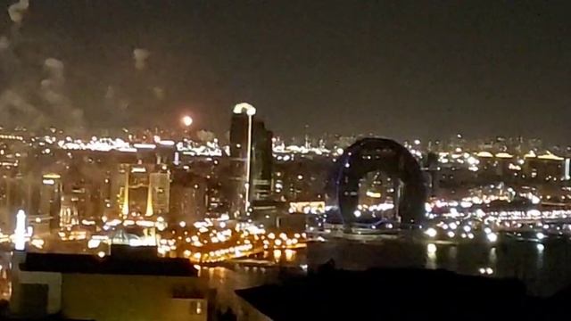 8 ноября. День победы. Салют в Баку смотреть онлайн