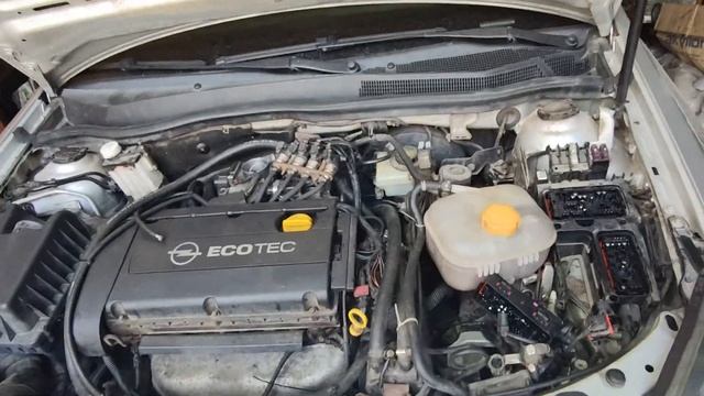 Opel Astra H 1.6 бензин Z16XEP двигатель заводится и глохнет куча ошибок живет своей жизнью смотреть онлайн