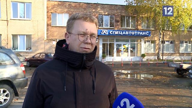 До 45 единиц техники убирают Череповец каждые сутки в эту "золотую" осень смотреть онлайн