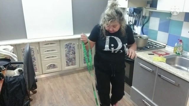 ПОХУДЕЛА НА 40 КГ! 11?МЕСЯЦЕВ КАК ШАРАХНУЛО, ОПОМНИЛАСЬ И НАЧАЛА ХУДЕТЬ. ОТЧЁТ! ЗАМЕРЫ ЧТО С ВЕСОМ смотреть онлайн