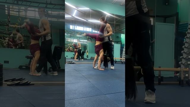 Маленький тягуток. Спичаг с угла, спичаг, отжимания в стойке. Подкачка смотреть онлайн