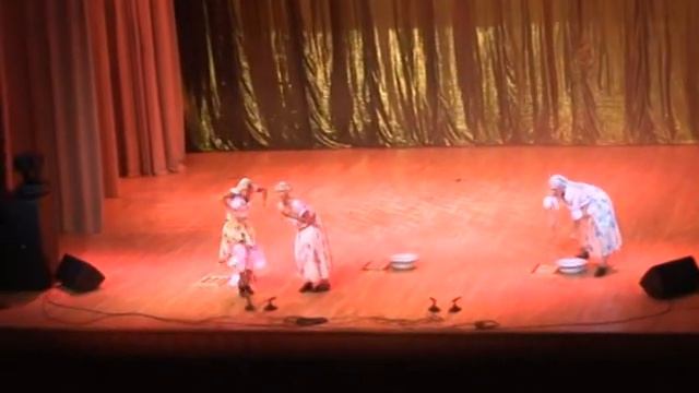 Old Women / Бабки